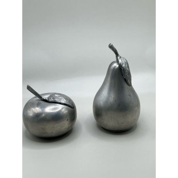 Vintage Silver Plated Salt and Pepper Shakers Apple and Pear Fruit Novelty - Picture 5 of 6
